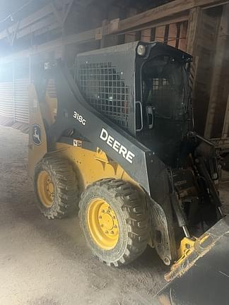Image of John Deere 318G equipment image 1
