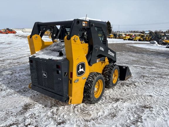 Image of John Deere 318G equipment image 4