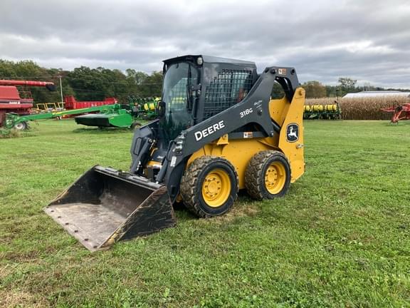 Image of John Deere 318G equipment image 1
