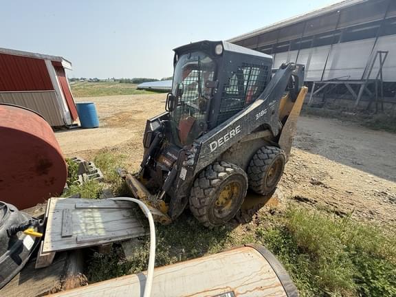 Image of John Deere 318G equipment image 3