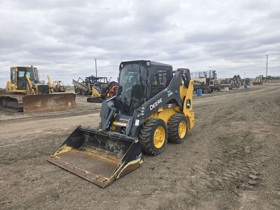 Image of John Deere 318G Primary image