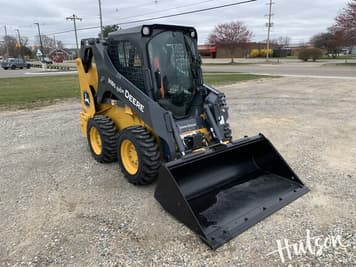 Main image John Deere 318G