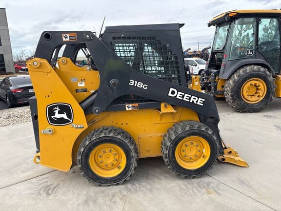 Image of John Deere 318G equipment image 1