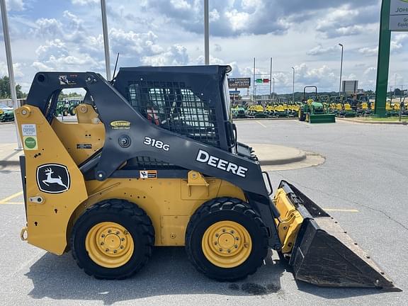 Image of John Deere 318G equipment image 1