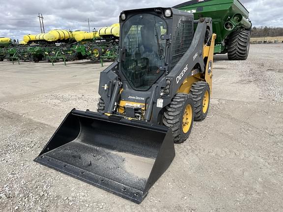 Image of John Deere 318G equipment image 1