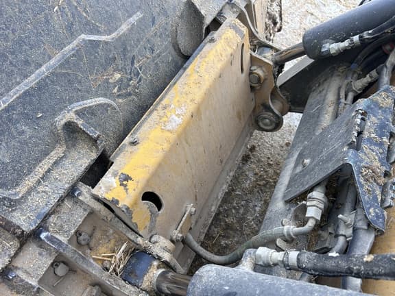 Image of John Deere 318G equipment image 3