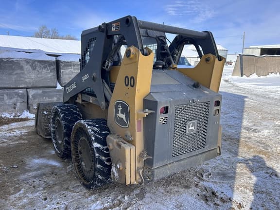 Image of John Deere 318G equipment image 4