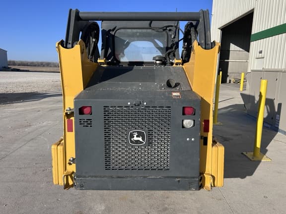 Image of John Deere 318G equipment image 3