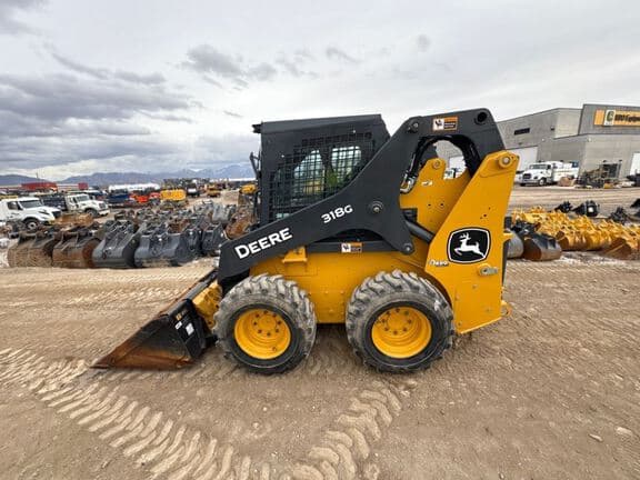 Image of John Deere 318G equipment image 1