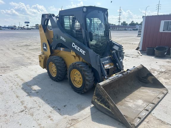 Image of John Deere 318G equipment image 2
