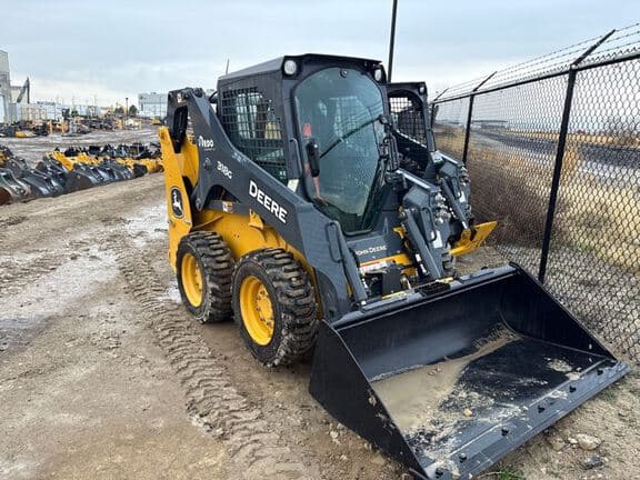 Image of John Deere 318G Primary image