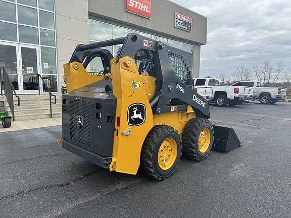 Image of John Deere 318G equipment image 4