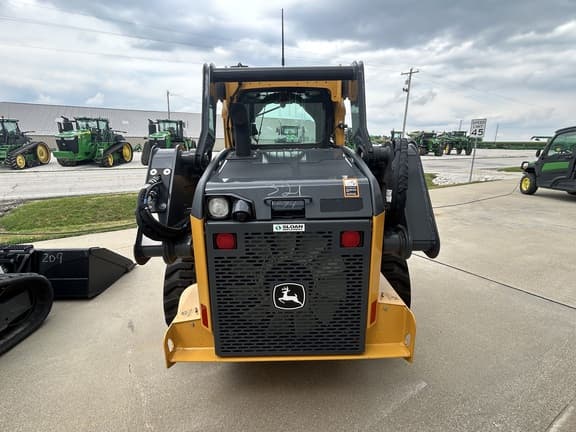Image of John Deere 320G equipment image 2