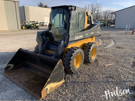Image of John Deere 320G equipment image 1