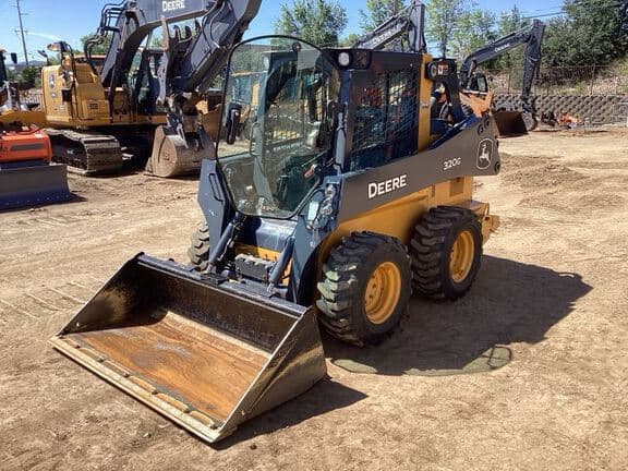 Image of John Deere 320G Primary image