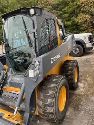 Image of John Deere 320G equipment image 4
