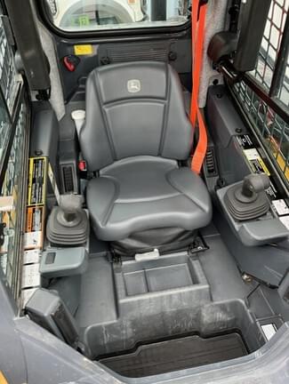 Image of John Deere 320G equipment image 2