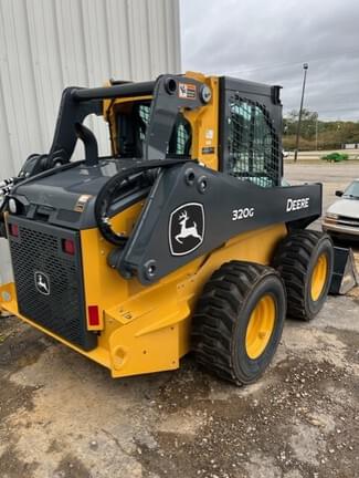 Image of John Deere 320G equipment image 1