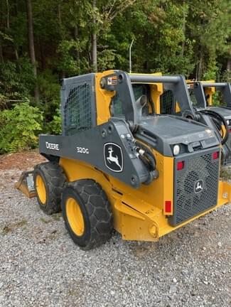 Image of John Deere 320G equipment image 4