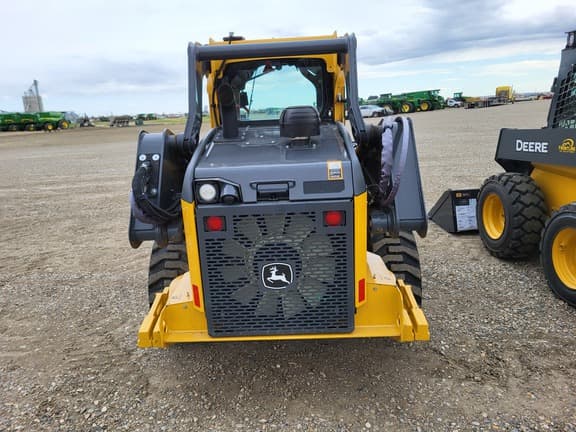 Image of John Deere 320G equipment image 4
