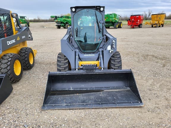 Image of John Deere 320G equipment image 1
