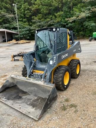 Image of John Deere 320G equipment image 1