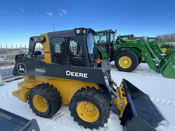 Image of John Deere 320G equipment image 3