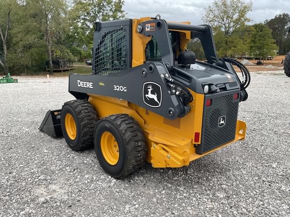 Image of John Deere 320G equipment image 4