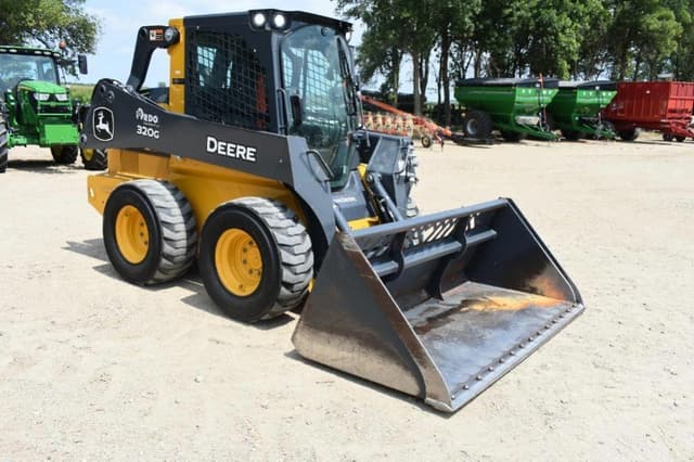 Image of John Deere 320G equipment image 1