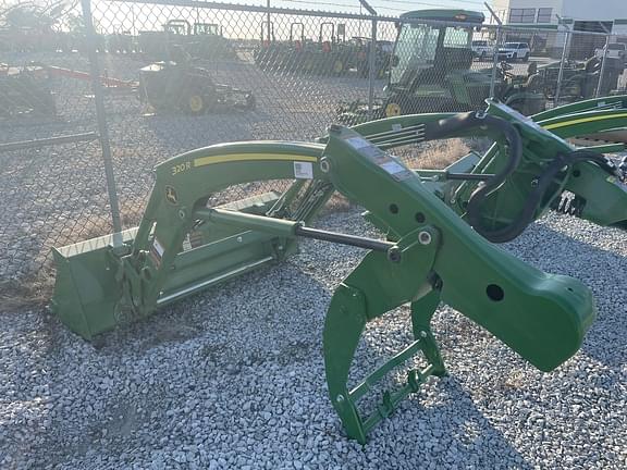 Image of John Deere 320R equipment image 2