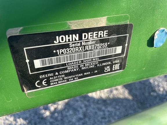 Image of John Deere 320R equipment image 3