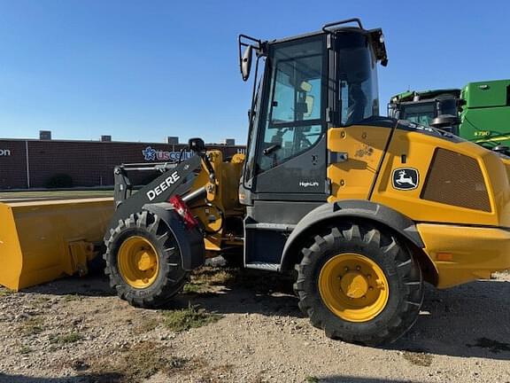 Image of John Deere 324P equipment image 2