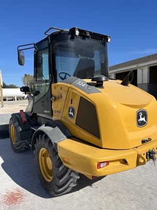 Image of John Deere 324P equipment image 4