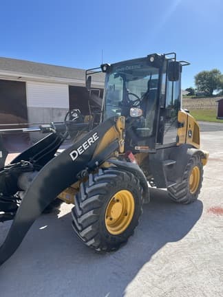 Image of John Deere 324P equipment image 1