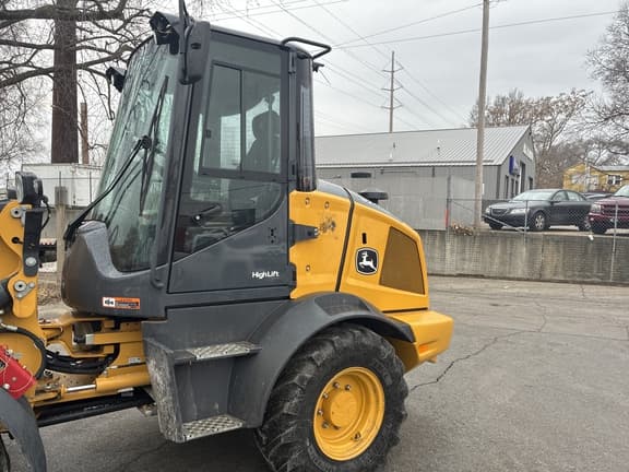 Image of John Deere 324P equipment image 2