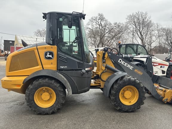 Image of John Deere 324P equipment image 1