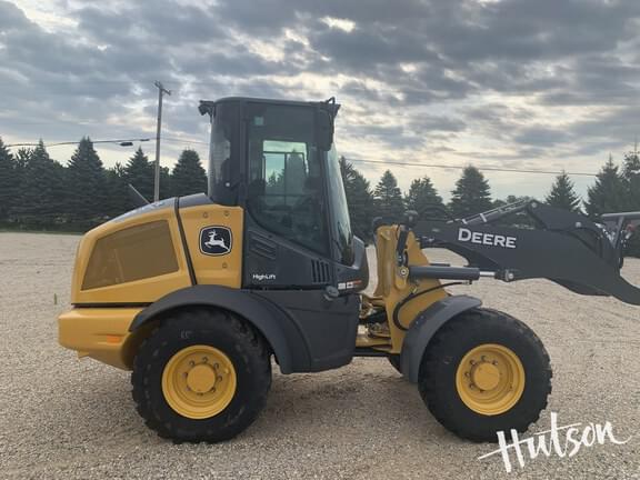 Image of John Deere 324P equipment image 2