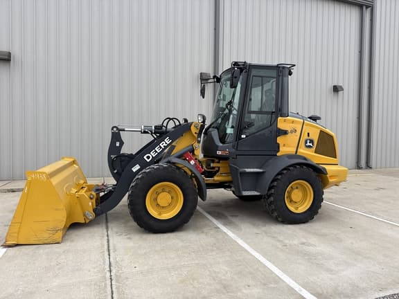 Image of John Deere 324P equipment image 2