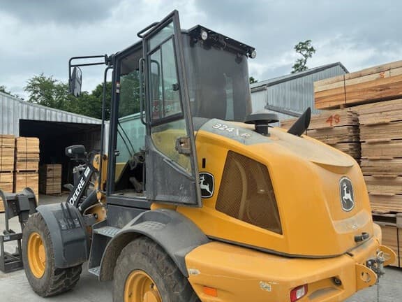 Image of John Deere 324P equipment image 2