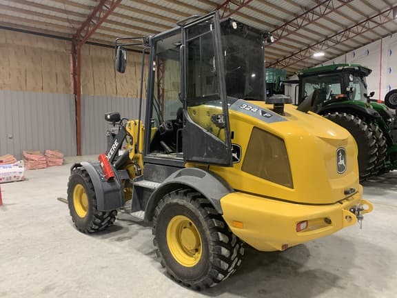 Image of John Deere 324P equipment image 3