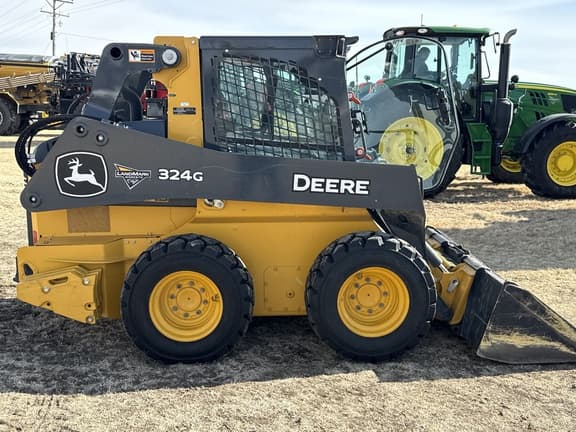 Image of John Deere 324G equipment image 2