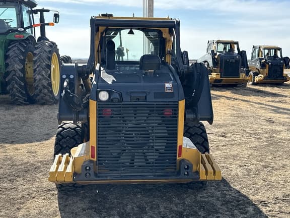 Image of John Deere 324G equipment image 4