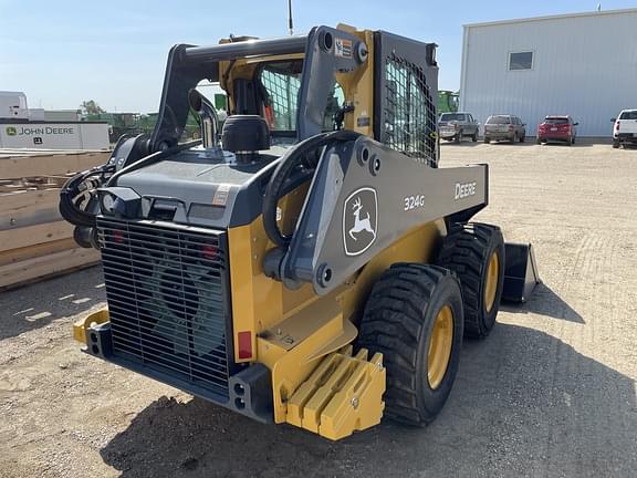 Image of John Deere 324G equipment image 4