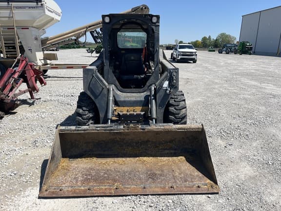 Image of John Deere 324G Primary image