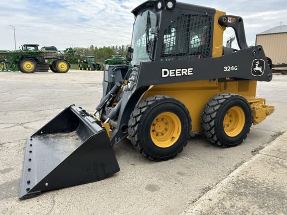 Image of John Deere 324G equipment image 1
