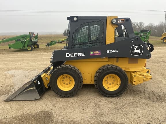 Image of John Deere 324G equipment image 2