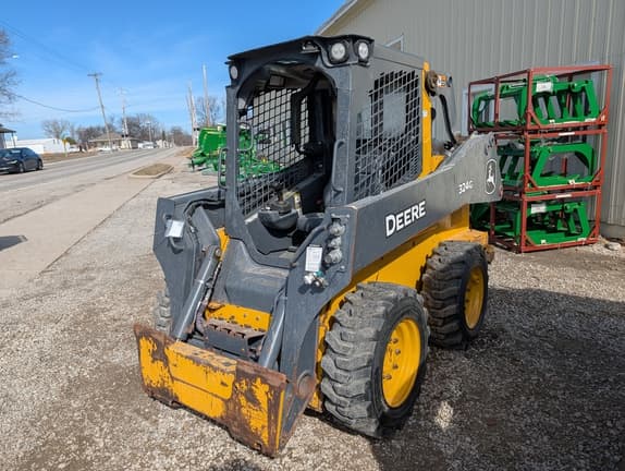Image of John Deere 324G Image 1