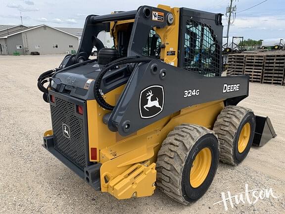 Image of John Deere 324G equipment image 3