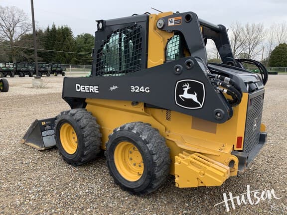 Image of John Deere 324G equipment image 4