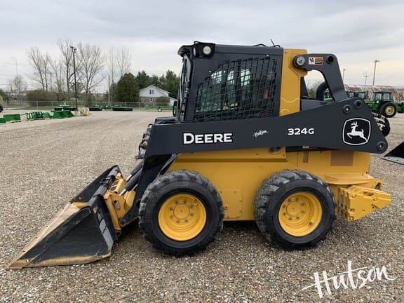 Image of John Deere 324G equipment image 3